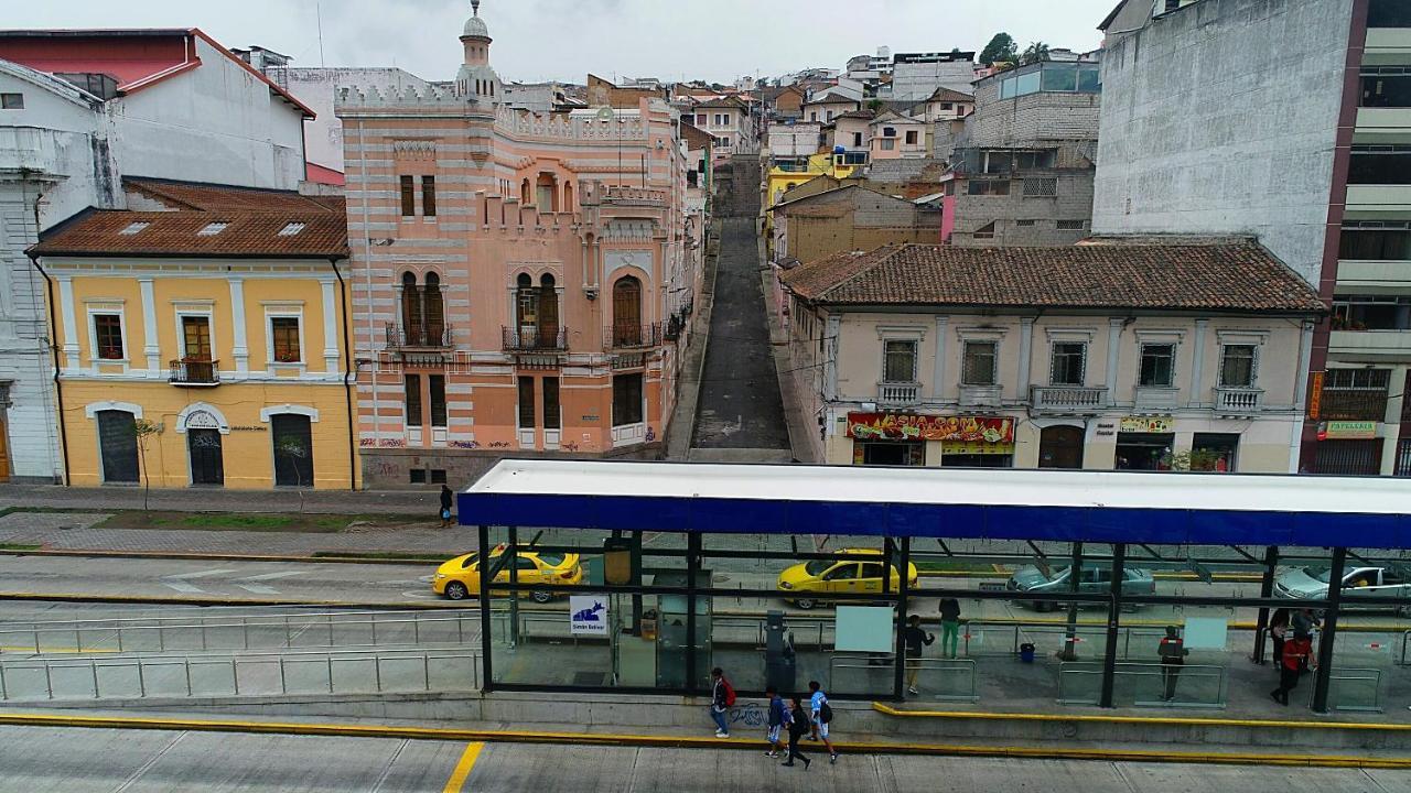 Hotel Olympus Plaza Quito Exterior foto